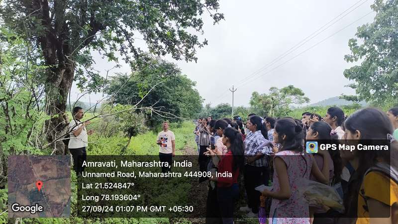 Plant Collection and Identification practises at Field in Gavhankund Territory