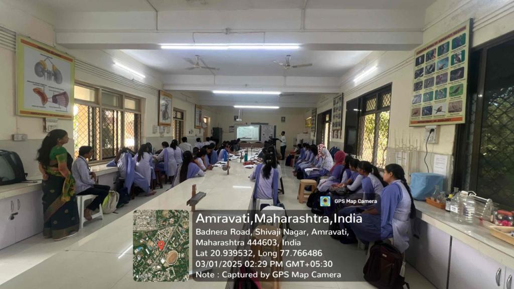 Guest lecture on molecular biology techniques by Mr. Roshan Godse, expert at Department of Zoology