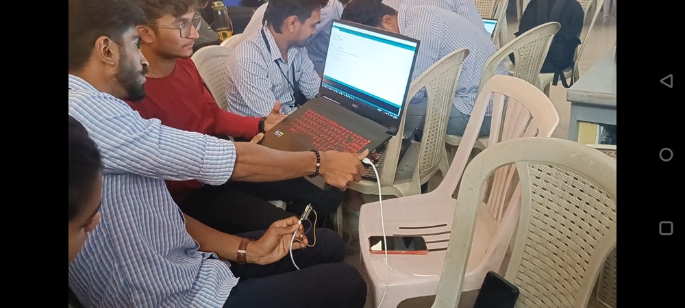 Students working in MRP1