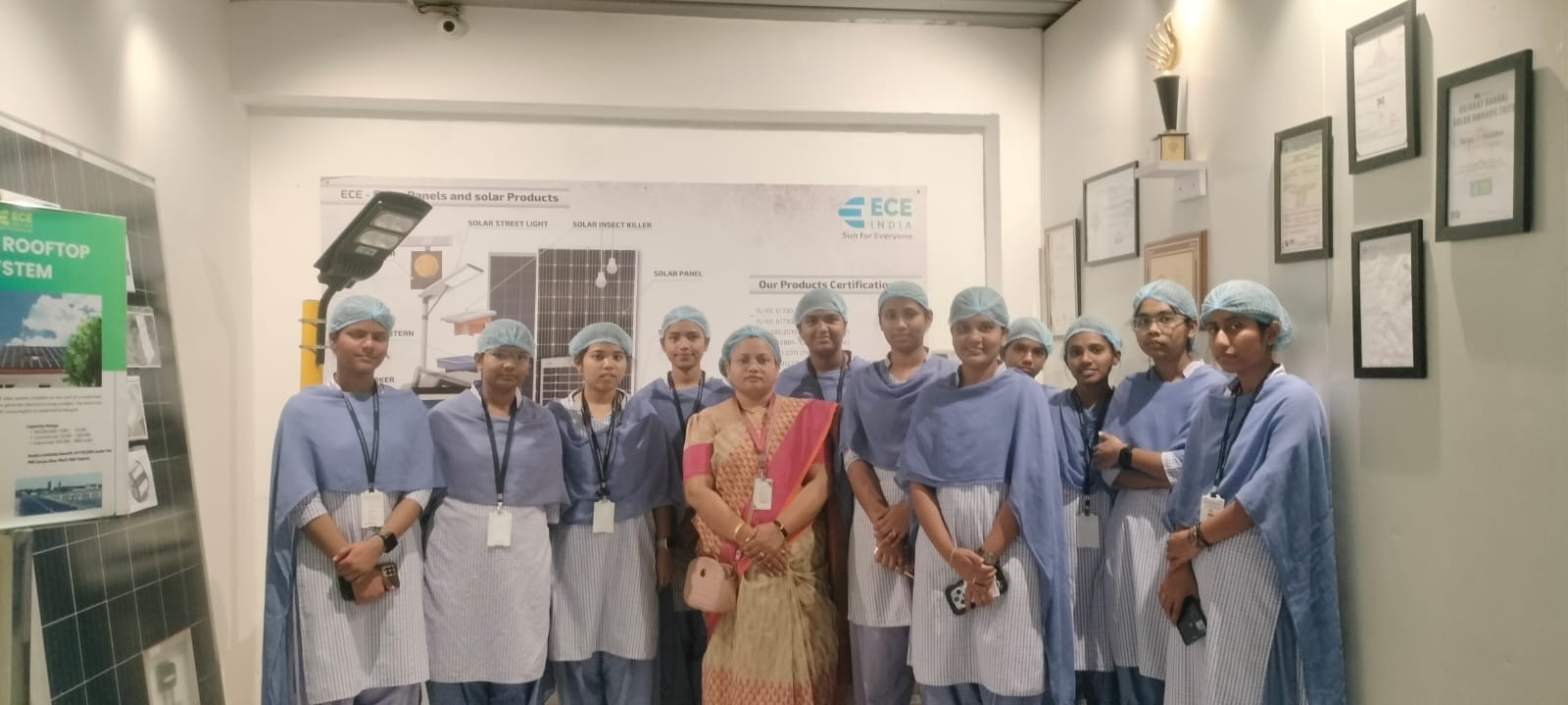 The pack of shoe cover and plastic cap provided by company