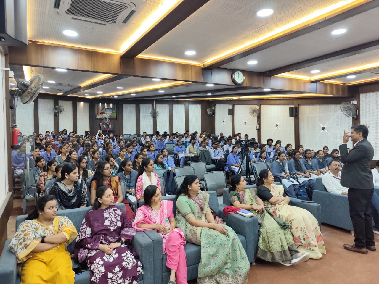 Building the foundation for a strong research culture at the UG level.